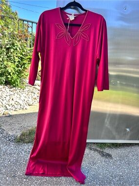 Gorgeous 70s Diamond Tea gown